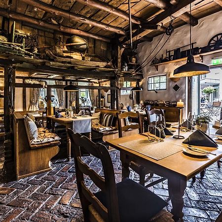 Wellings Romantik Hotel Zur Linde Moers Kültér fotó