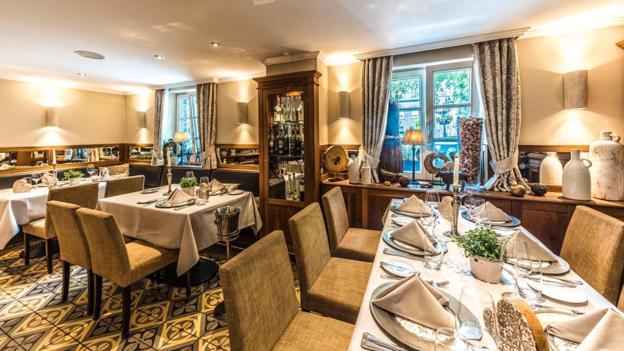 Wellings Romantik Hotel Zur Linde Moers Kültér fotó